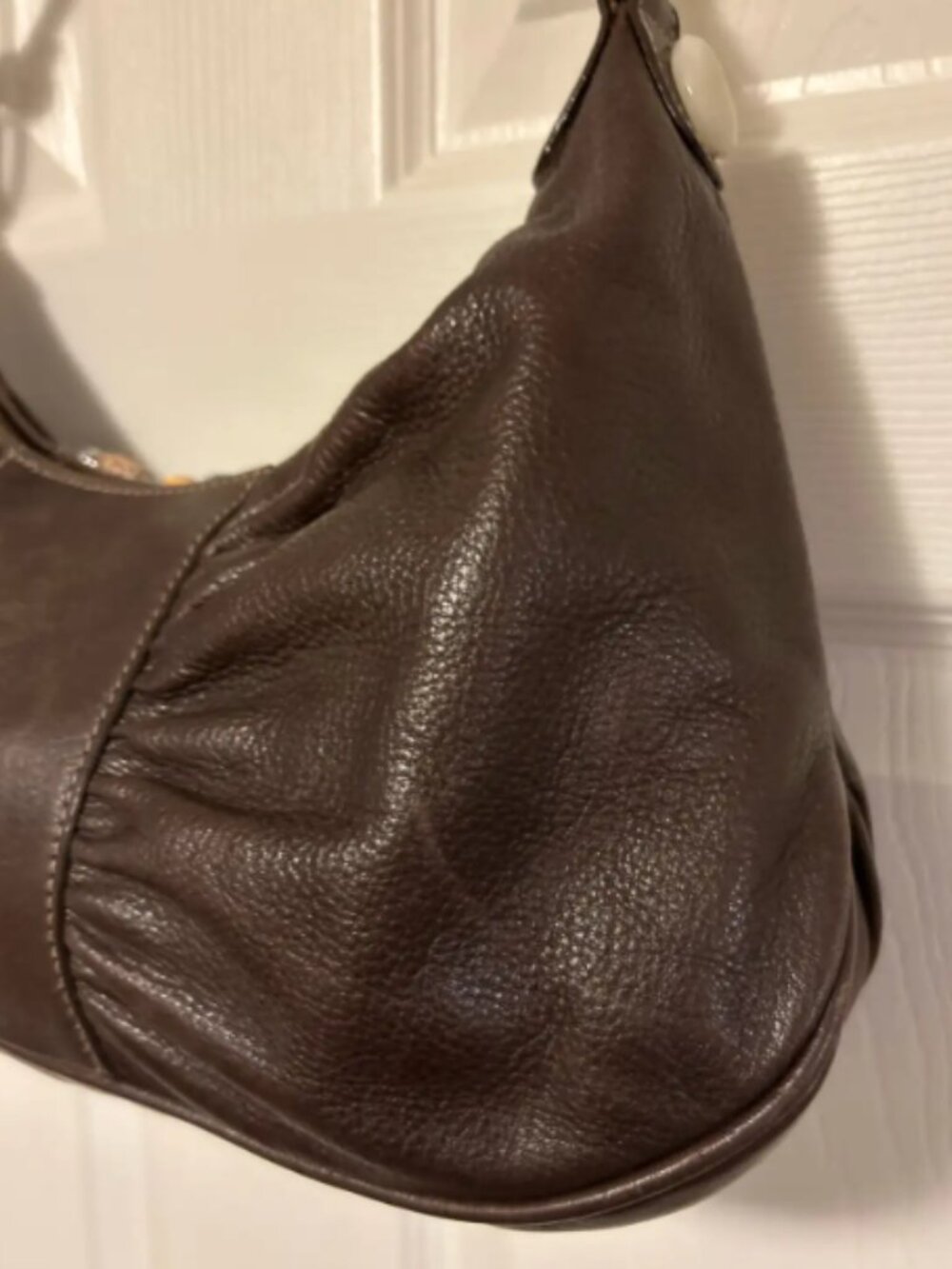 Brown leather boho style handbag with stones - Picture 6 of 7